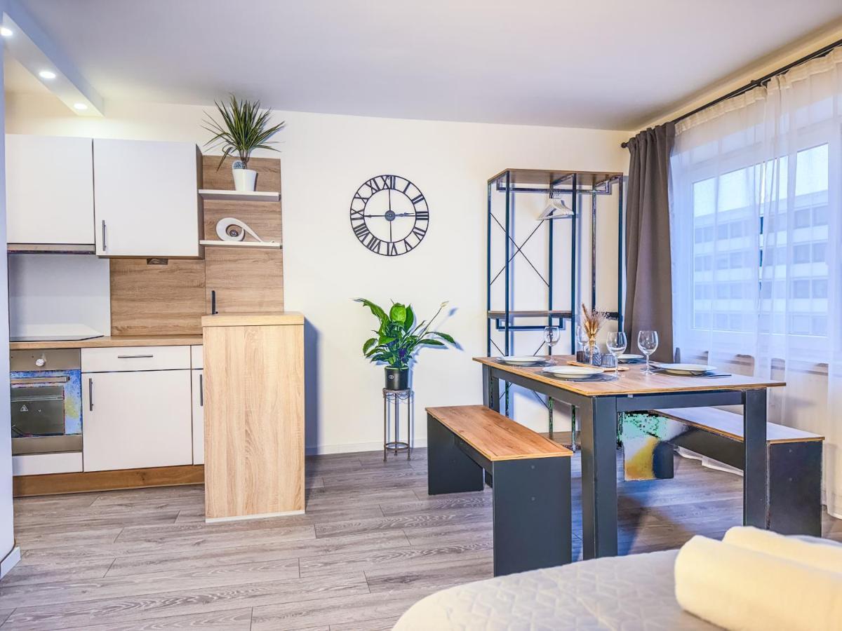Immostay #6 - Ferienhaus 4 Zimmer Fuer 8 Personen, Wifi & Zentrum BRE 外观 照片