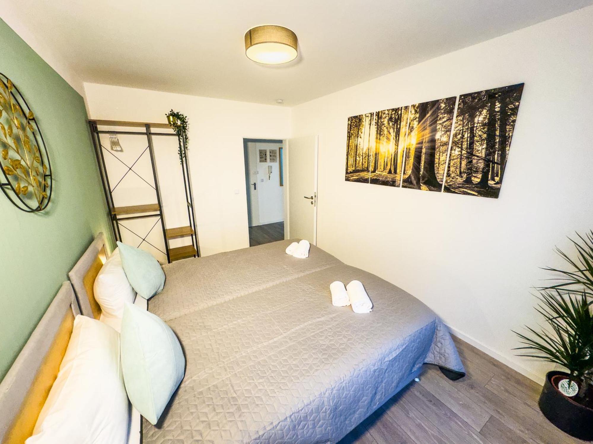 Immostay #6 - Ferienhaus 4 Zimmer Fuer 8 Personen, Wifi & Zentrum BRE 外观 照片